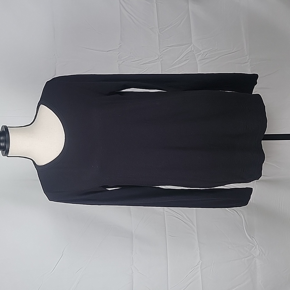 Velvet by Graham & Spencer Size XL Black Long Sleeve T-Shirt, Exc. Used Cond.